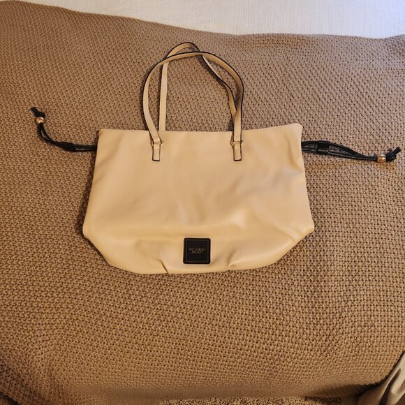 Victoria's Secret Beige Bag - Picture 3 of 3